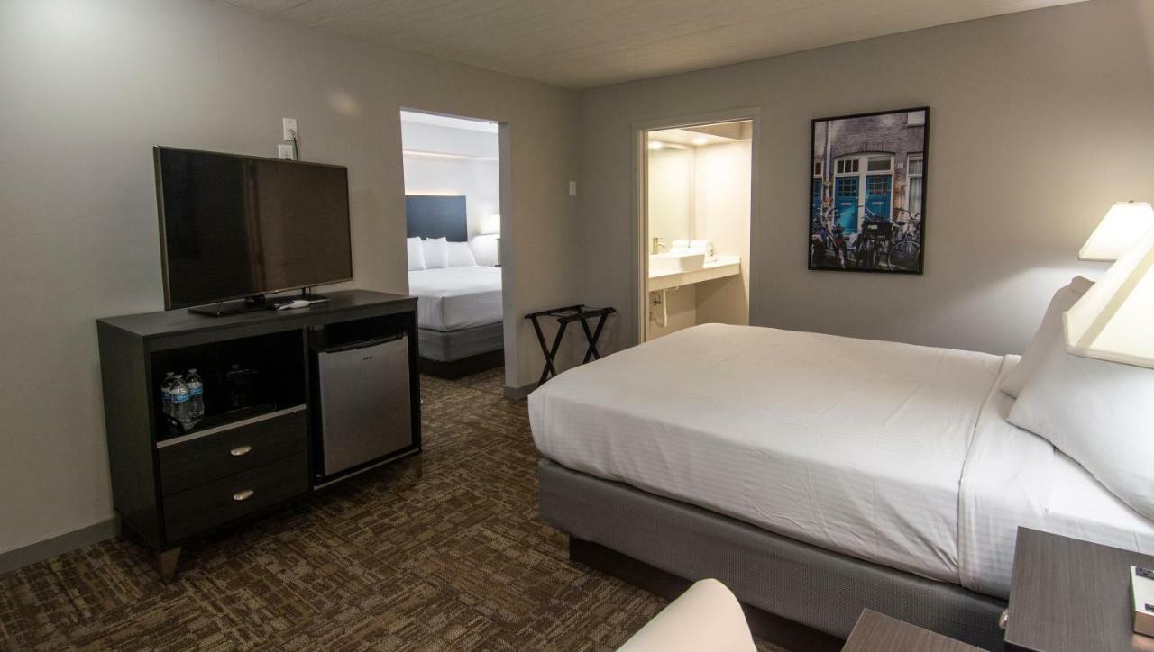 Americana Modern Hotel Redding Exterior photo